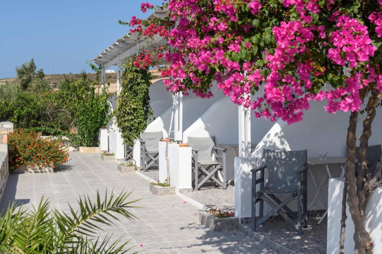 Κalamitsi Rooms & Apartments Kimolos Exterior photo