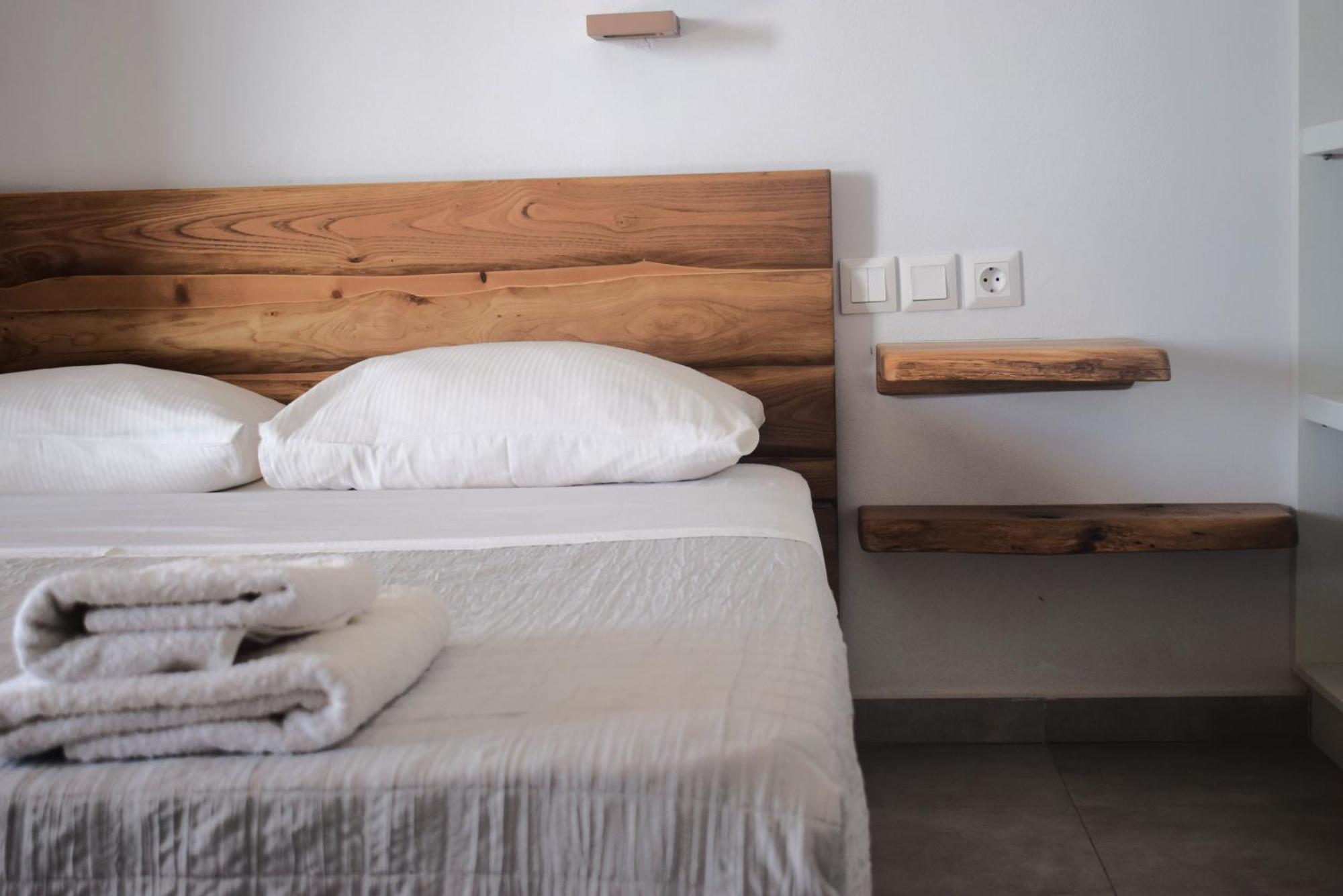 Κalamitsi Rooms & Apartments Kimolos Exterior photo