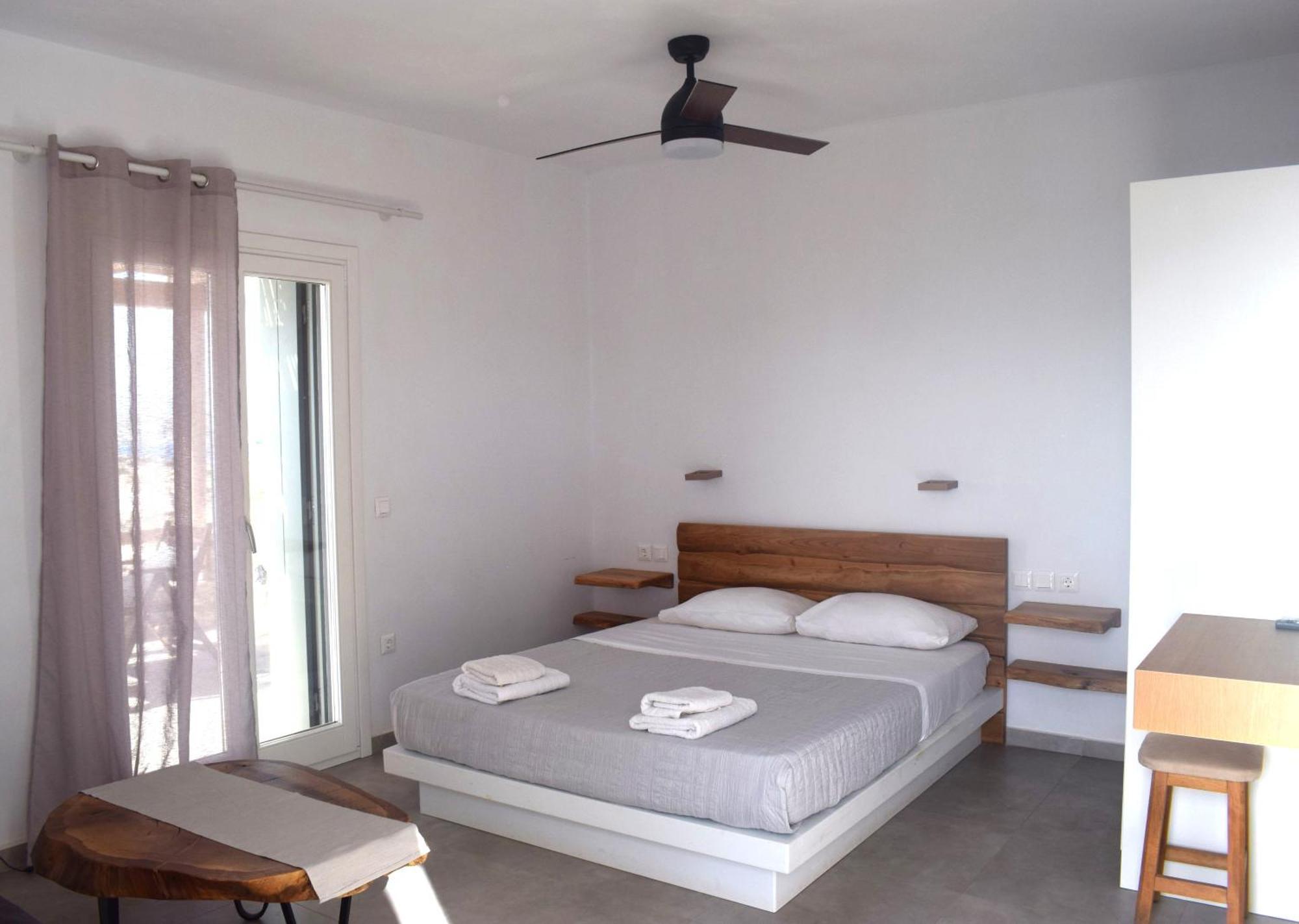 Κalamitsi Rooms & Apartments Kimolos Exterior photo