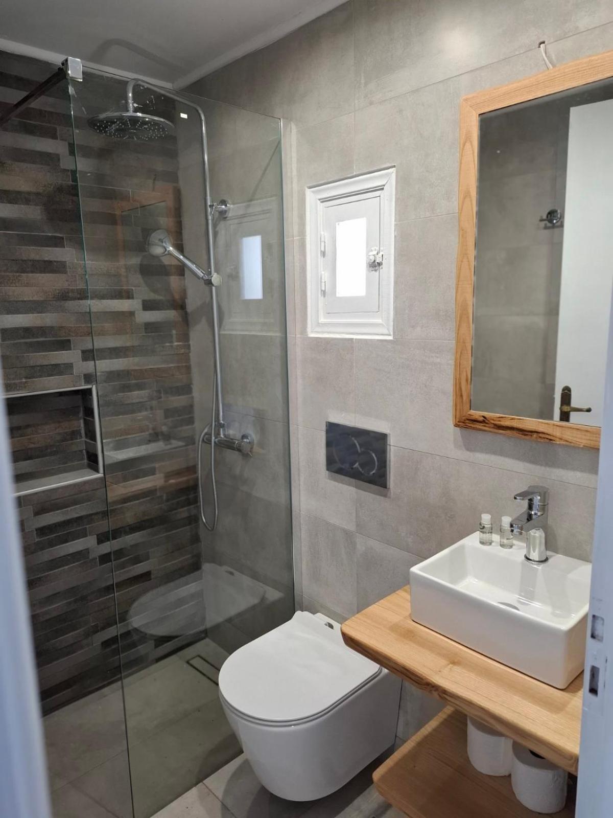 Κalamitsi Rooms & Apartments Kimolos Exterior photo